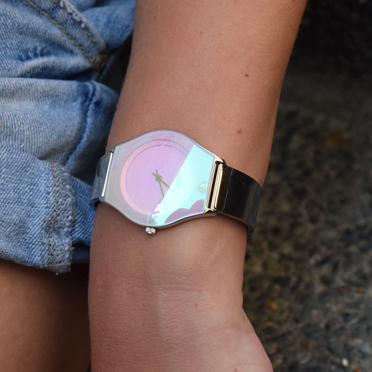 MINI ACTIVON V2 LAZER PINK WRIST 2