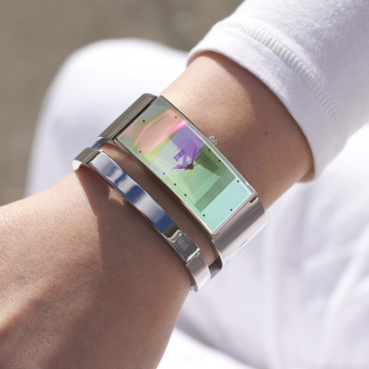 STORM_ALVARA_ICE_WRIST_VIEW_1