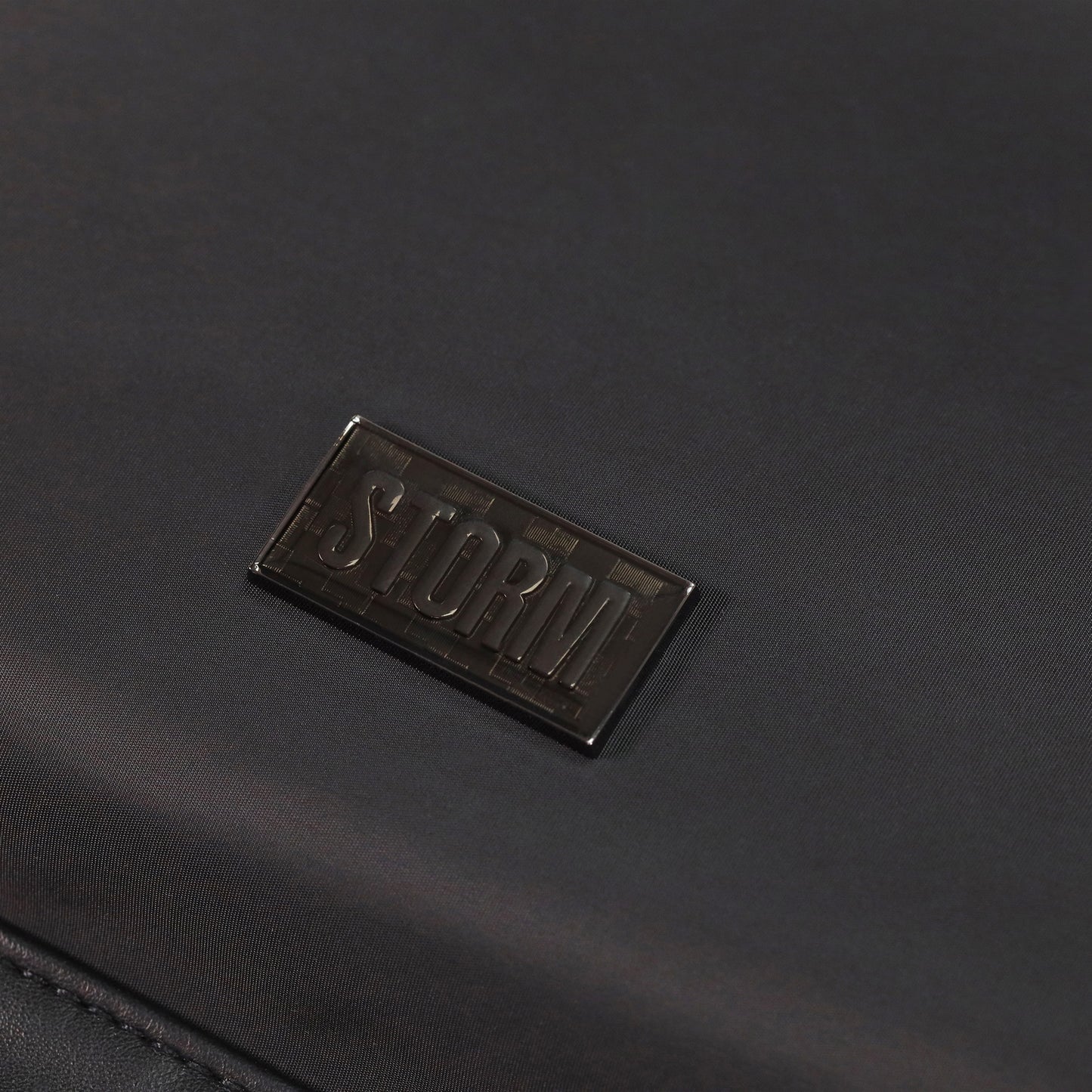 ZEPHYR HOLDALL BLACK