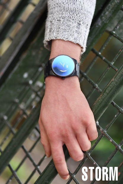 BLACKOUT LAZER BLUE WRIST