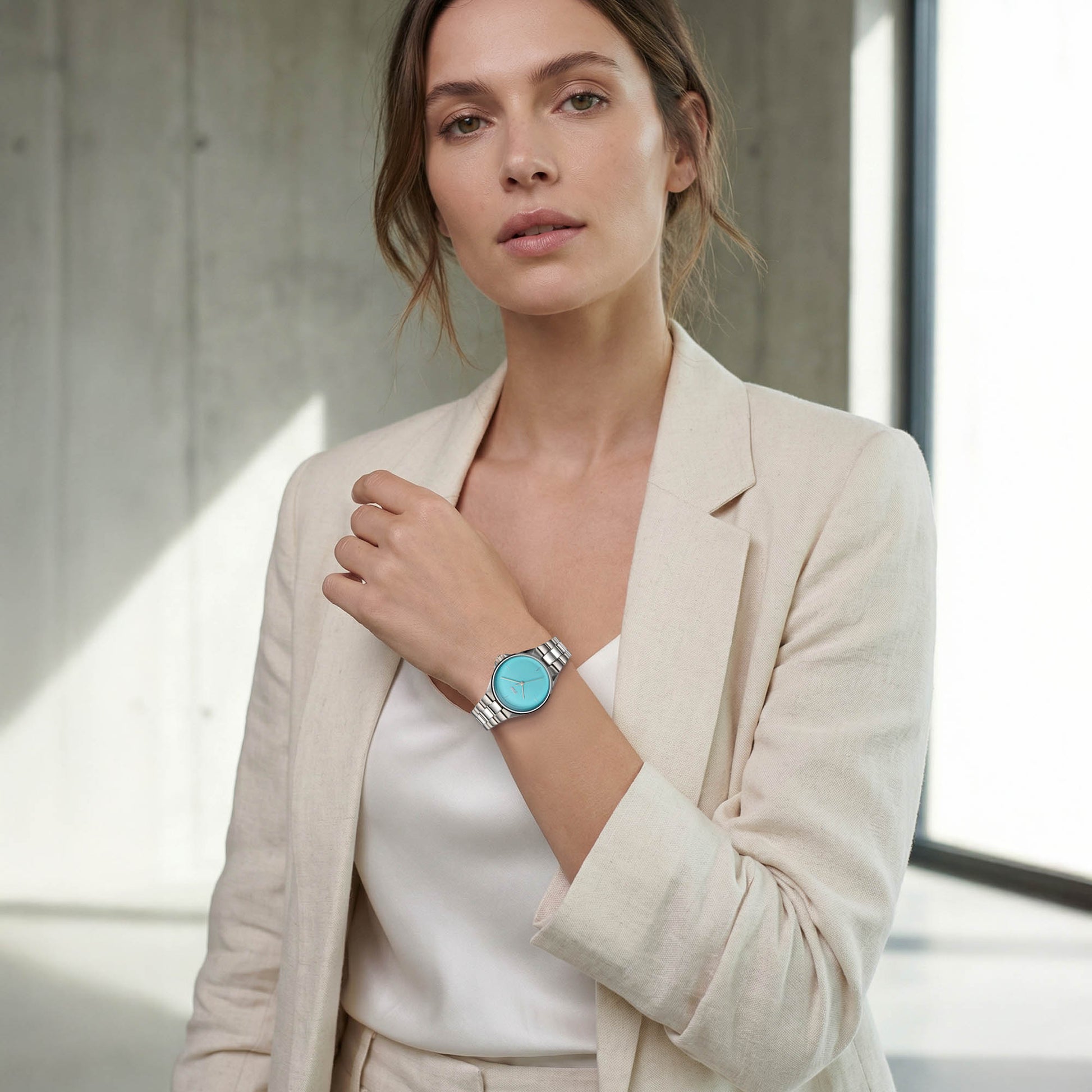 SERALYN AQUA WRIST VIEW