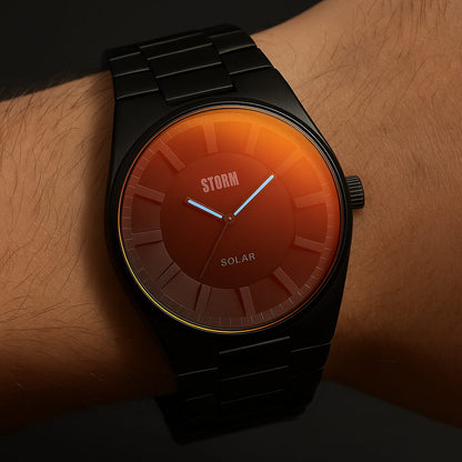 SOLARON_SLATE_RED_WRIST