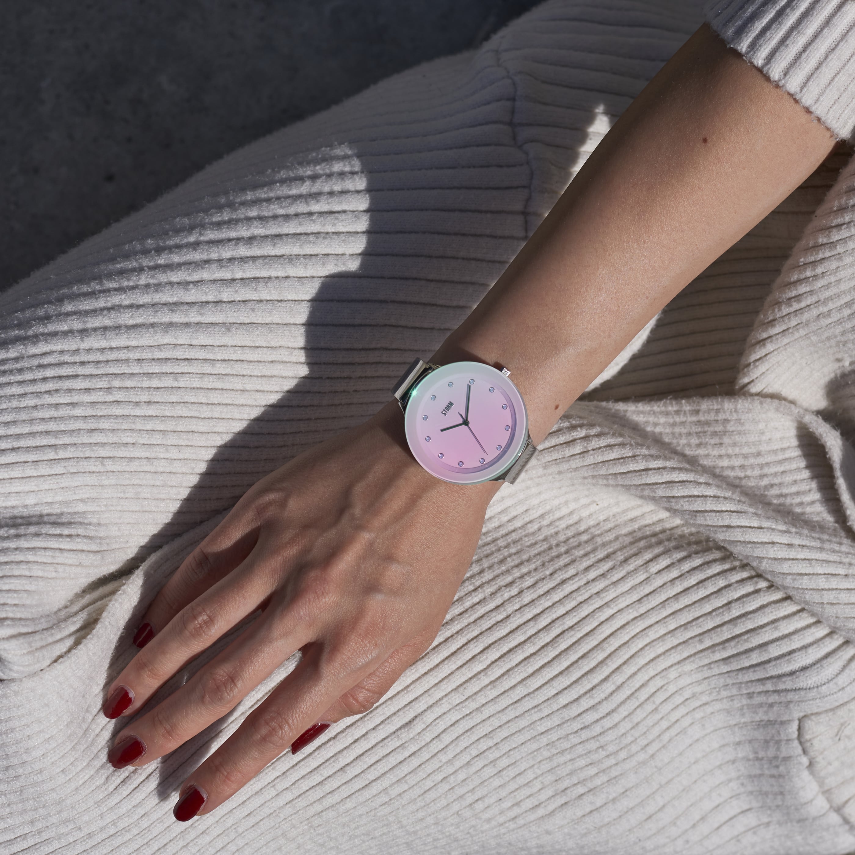 Pink wrist online watch