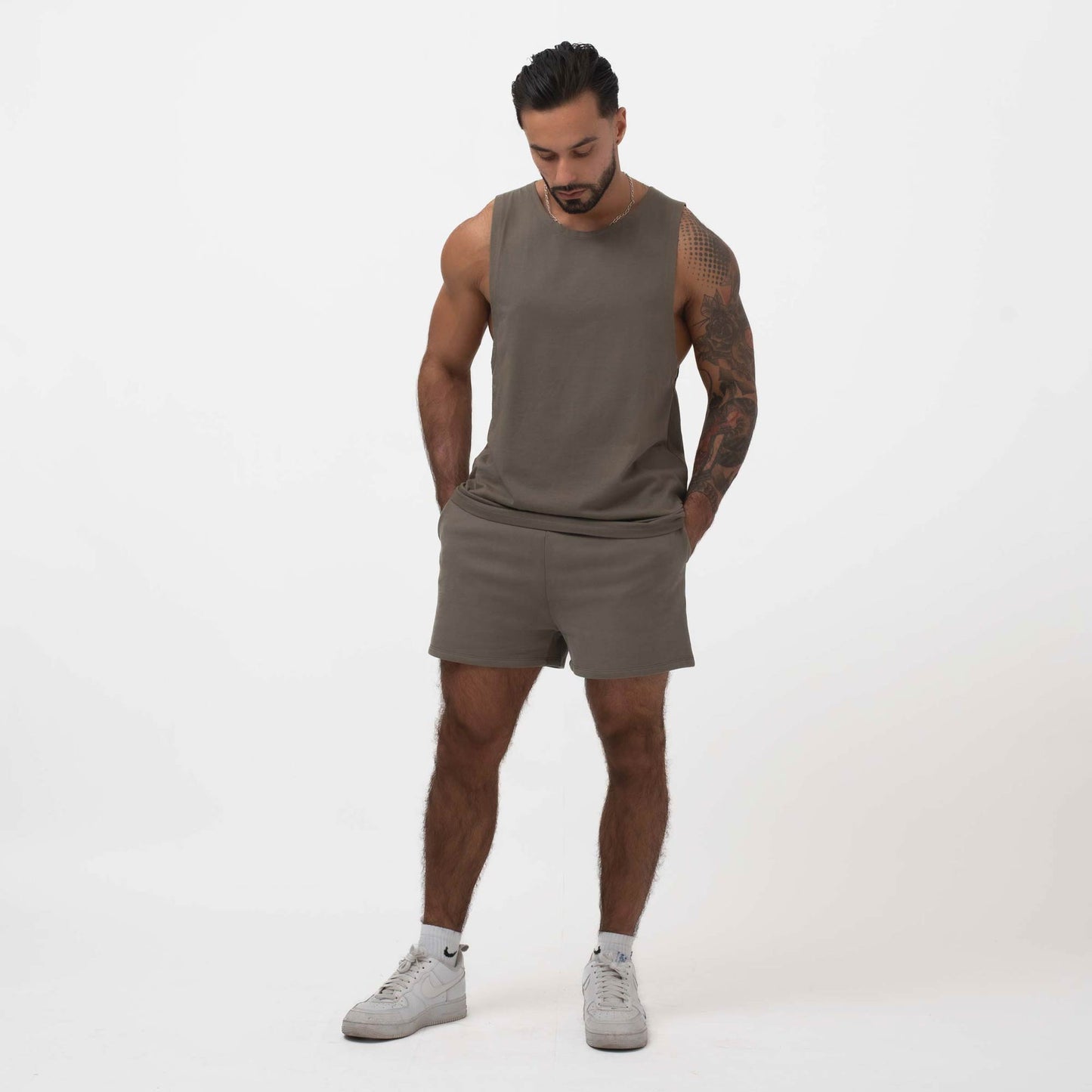 ESSENTIAL 3" SHORTS OLIVE