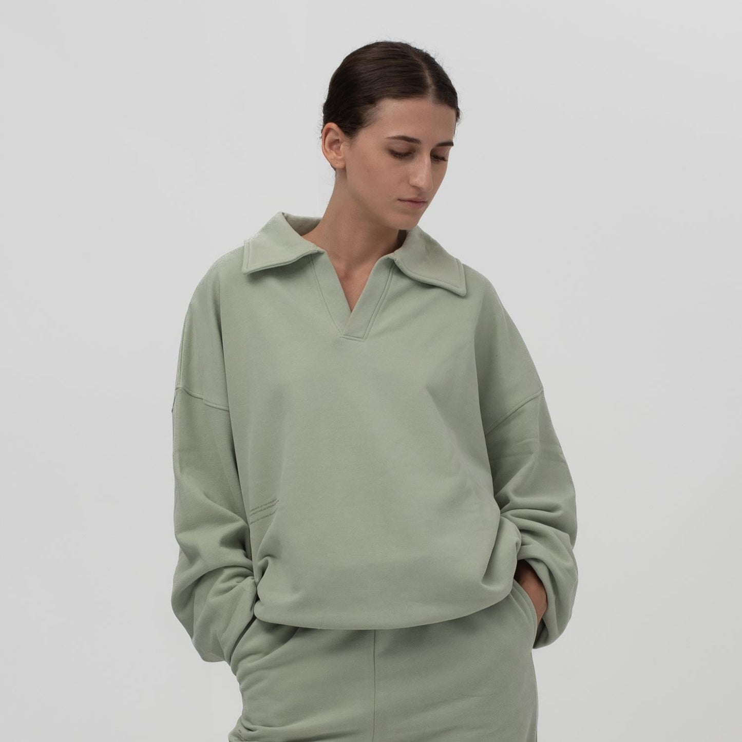 LIMITED EDITION ESSENTIAL SWEATSHIRT DESERT SAGE